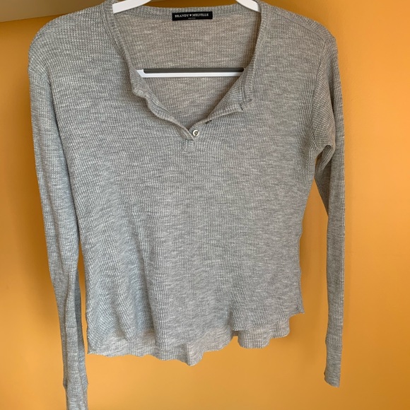 Cozy brandy Melville bundle - Picture 4 of 4